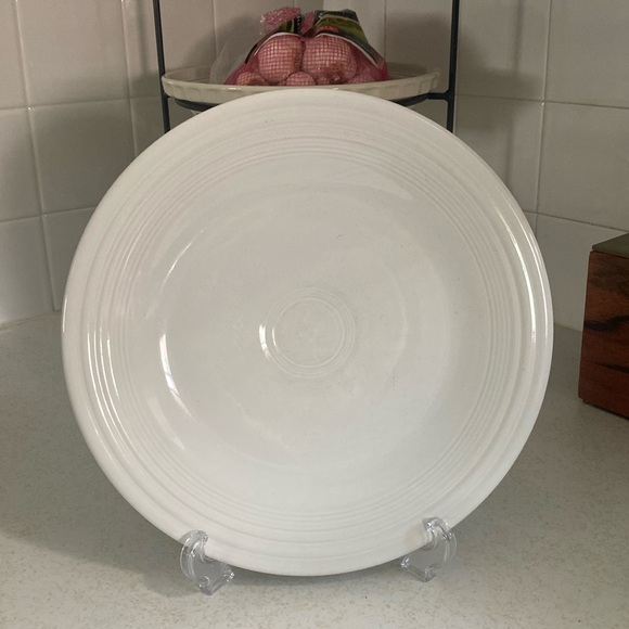 Vintage White Fiestaware Dinner Plate - Picture 1 of 4